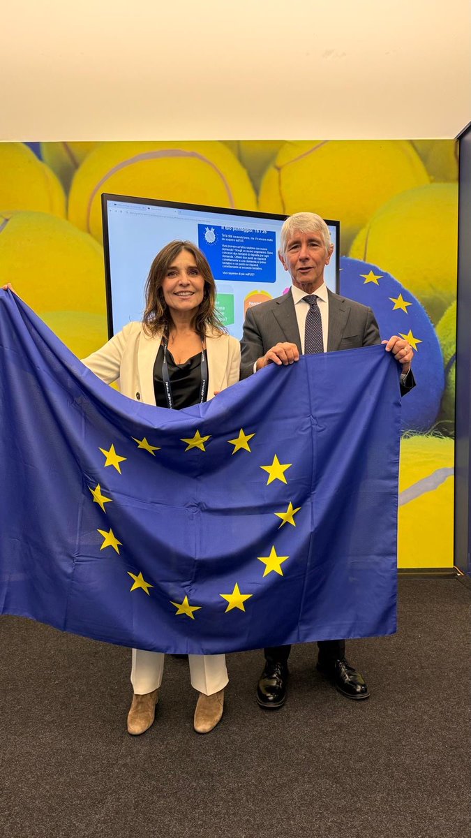 UE in Italia tweet media