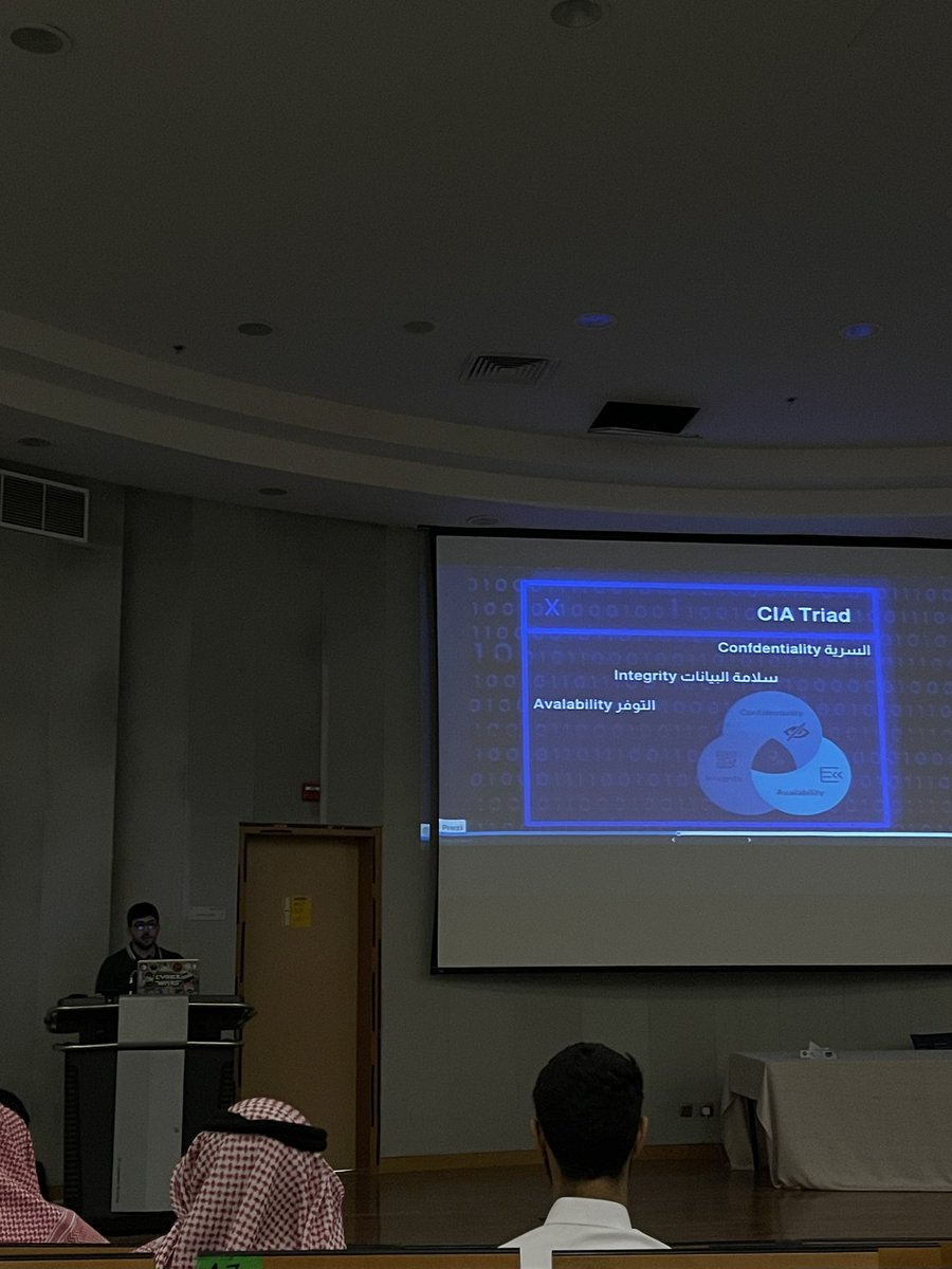 11_Mo77's tweet image. اليوم الاول في معسكر الامن السيبراني 💜🤯. 
#CSClubKFU
#CyberBootCamp