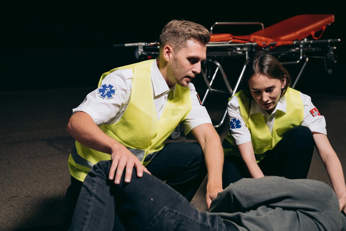 Brenda K Wiederhold (@virtualbrenda) on Twitter photo Online now <a href="/Cyberpsych_Jn/">Cyberpsychology Journal</a> <a href="/LiebertPub/">Mary Ann Liebert Inc</a>! My editorial "Shadows of Conflict: Addressing #MoralInjury in Peacekeeping Missions" explores how #VR, emotional resilience, & collaboration with spiritual leaders can prevent & treat moral injury in #peacekeepers.
liebertpub.com/doi/10.1089/cy… Online now <a href="/Cyberpsych_Jn/">Cyberpsychology Journal</a> <a href="/LiebertPub/">Mary Ann Liebert Inc</a>! My editorial "Shadows of Conflict: Addressing #MoralInjury in Peacekeeping Missions" explores how #VR, emotional resilience, & collaboration with spiritual leaders can prevent & treat moral injury in #peacekeepers.
liebertpub.com/doi/10.1089/cy…