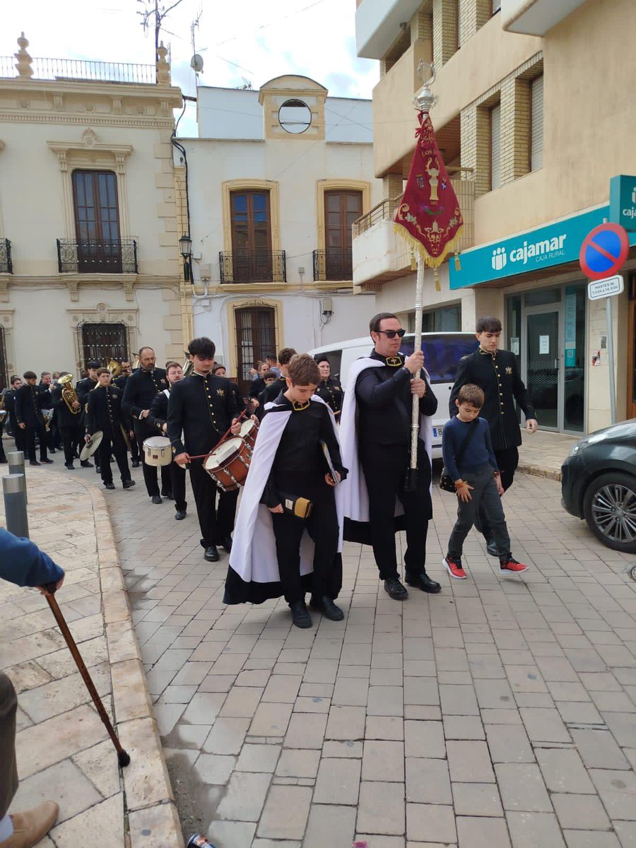 Los Iris tweet media