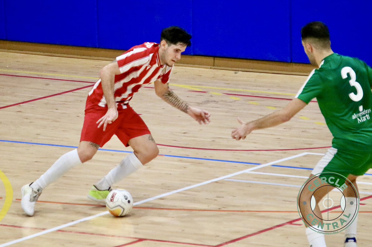 ⚽️ Victòria balsàmica. El <a href="/cfsesparreguera/">CFS Esparreguera</a> torna al camí de la victòria amb un triomf sòlid 3-1 davant del Baró de Maials. El CFSE suma 6 punts i agafa aire a la part mitja-baixa de Tercera Divisió. És catorzè a la classificació.

⚽️ Ferran (2) i Danoz. 

#Esparreguera
