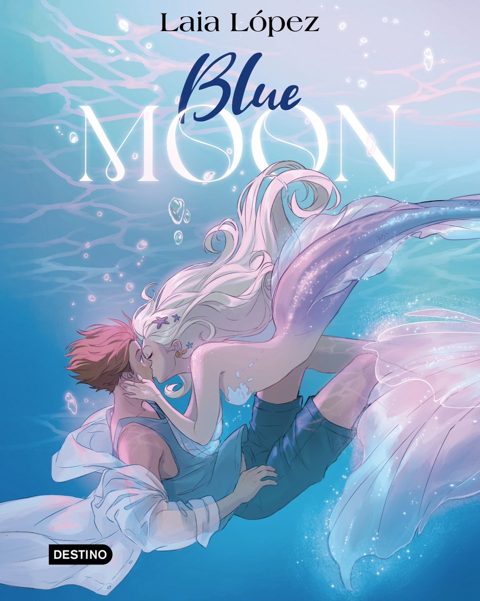 Hace ya 5 años que publiqué Strawberry Moon y…¿qué mejor forma de celebrarlo que con su reedición?🥹 
Con nuevas cubiertas, formato flexibound y material exclusivo como arte conceptual  e ilustraciones extras a todo color💗✨

¡A la venta el 12 de febrero de 2025!🫶🏼🏝️🐠