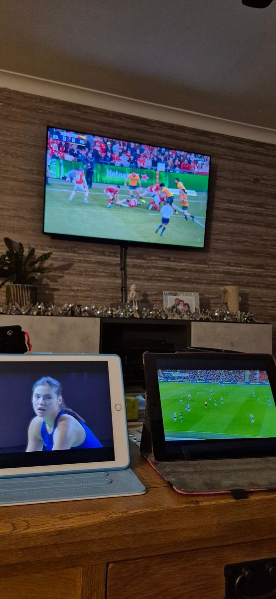 ACESTAR76's tweet photo. 3 sports to watch right now! #walesvaustralia #wru #bjkcup come on @EmmaRaducanu ...oh and #englandvireland https://t.co/5djHT7MdDk