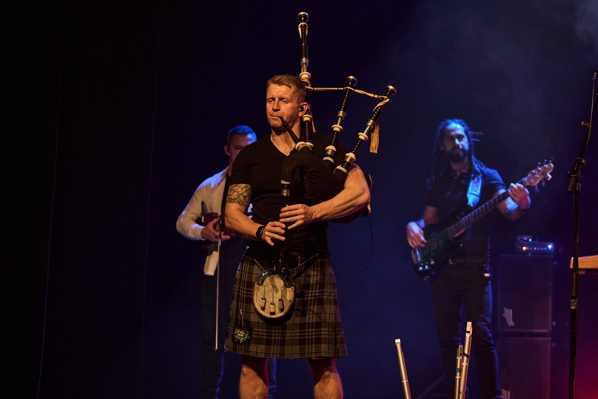 Martin Gillespie (@skerrypiper) on Twitter photo Amazing tour over in Holland, Germany and Denmark.
That’s for the incredible hospitality 💙
<a href="/SKERRYVORE/">SKERRYVORE</a> Amazing tour over in Holland, Germany and Denmark.
That’s for the incredible hospitality 💙
<a href="/SKERRYVORE/">SKERRYVORE</a>