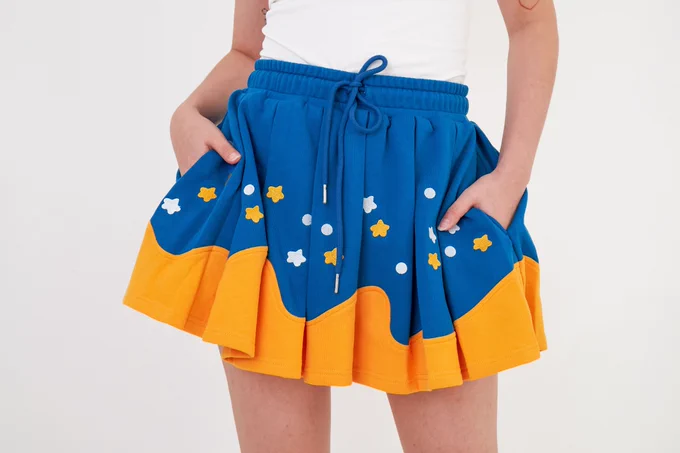Starry Sky skirt is live!! Model is 5'5" wearing size S   