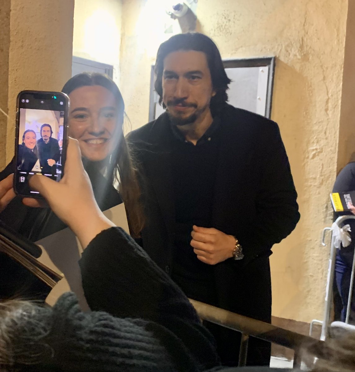 ForceGrey's tweet image. Met Adam driver stage door #HOTMD Awesome play, super nice guy!