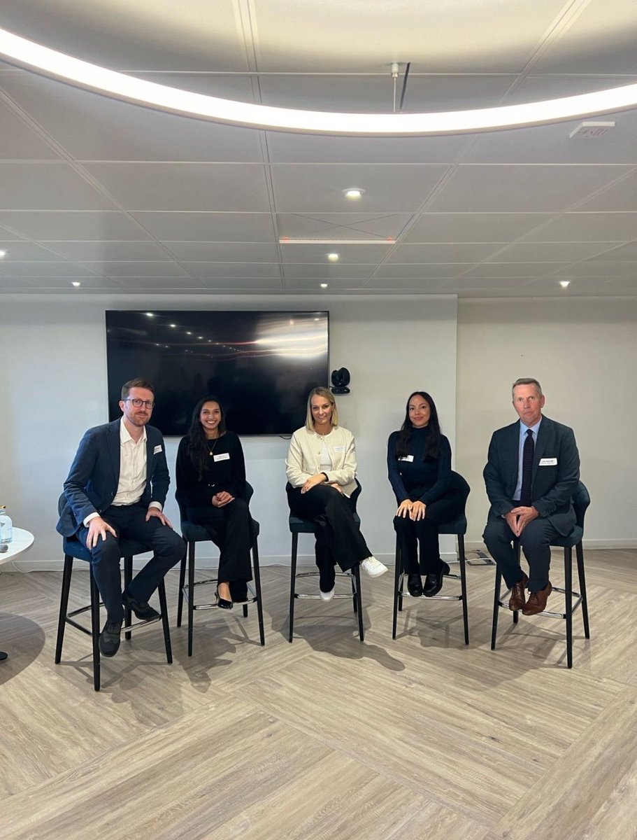 October Highlights 🎉 Delivered speeches in schools, got engaged ❤️, attended amazing events, and shared insights on panels about sport and finance. Grateful for every opportunity and excited for what’s next! #PublicSpeaking #Sport #Events #FinancialPlanning