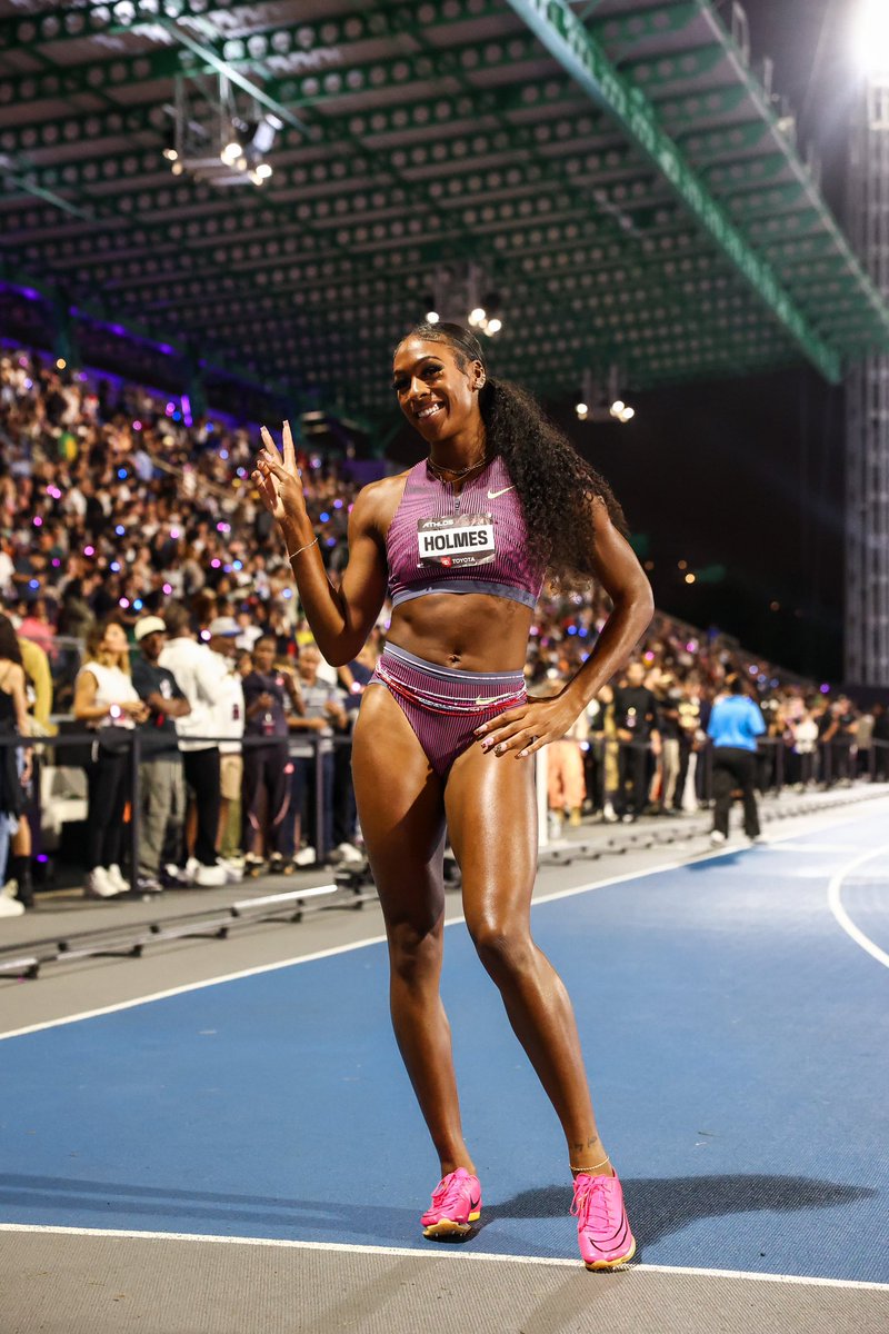 Suspect loves breaking American records 🏃‍♀️🇺🇸
