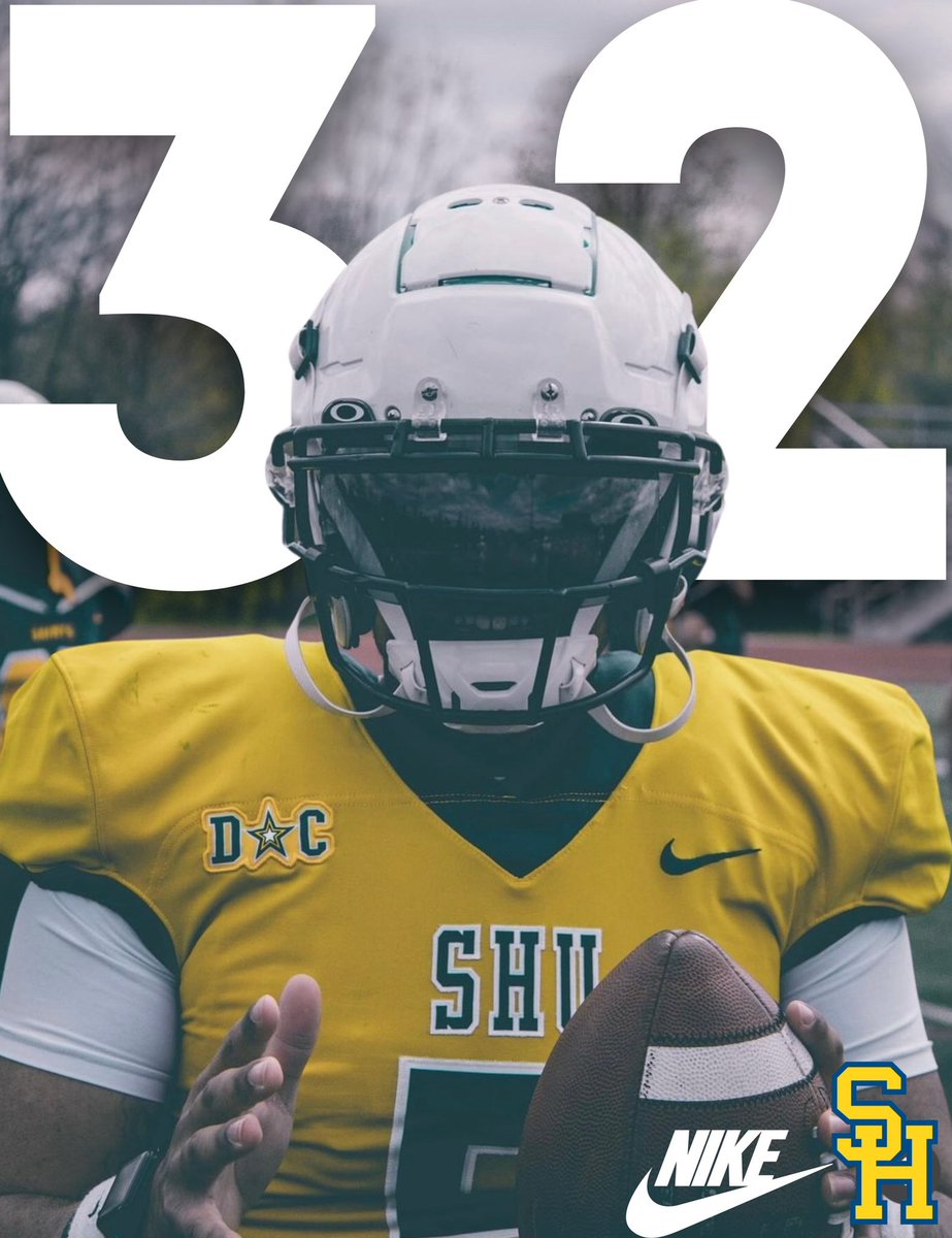 With 2 passing Touchdowns and a rushing Touchdown in yesterday’s contest, Elijah Taylor broke and set a new school record for passing Touchdowns in a career with 32 and total Touchdowns in a career with 38!!

Congratulations #5

#ONE💛💙 #FearTheHalo💫
