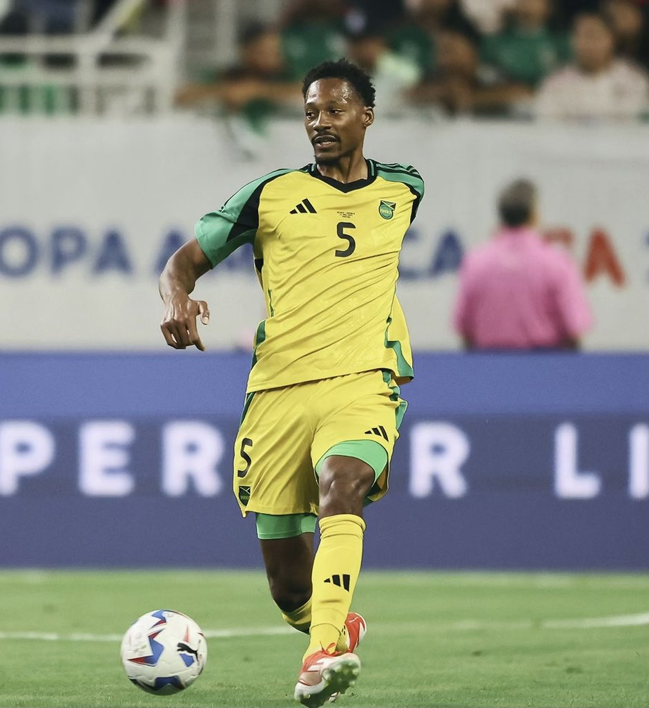 USMNTOtaku's tweet photo. 🎙️🚨 RIVAL WATCH: Jamaica’s head coach, Steve McClaren, confirms in a press conference Ethan Pinnock, Michail Antonio, and Kaheim Dixon, did not travel for the 2nd leg match vs the USMNT. Pinnock did not recover from an injury he picked up before camp, and Antonio & Dixon lost their passports and was too late to get new ones. ❌🇯🇲