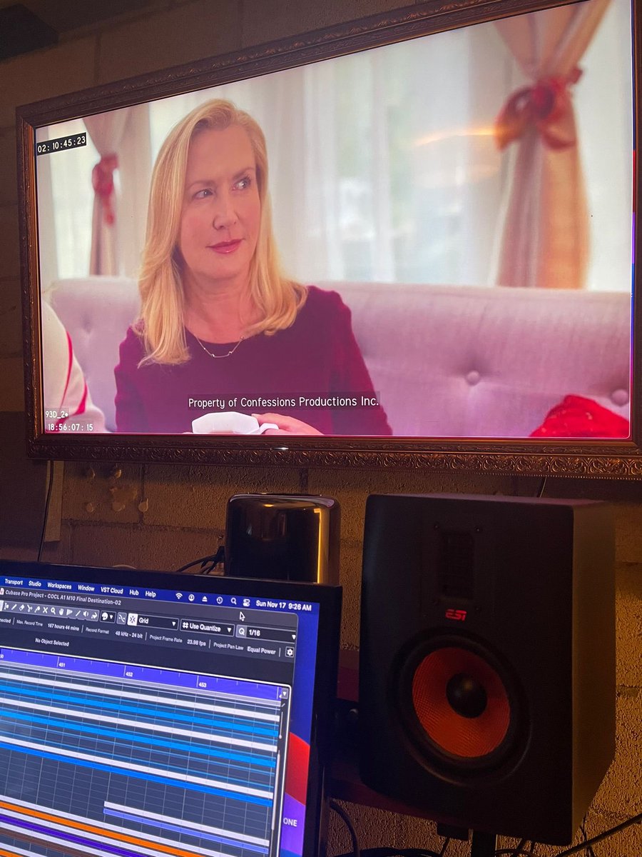 HitowerMusic's tweet image. Great to be a part of “Confessions of a Christmas letter” airing #tonight on the @hallmarkchannel  @ 8/7C
@AngelaKinsey  and Brian Baumgartner are great in this !

#TheOffice @ESIAudio