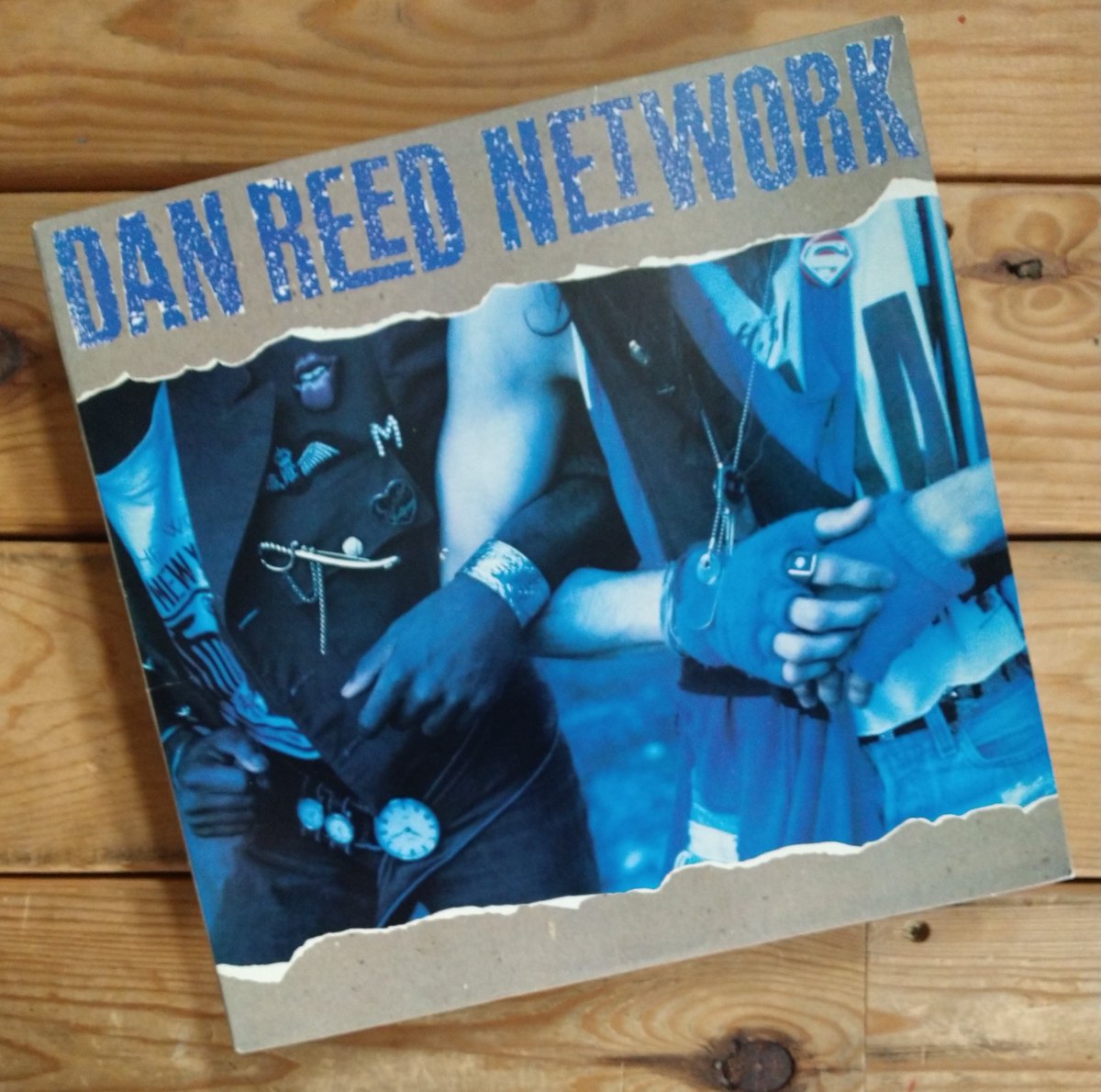 OcoWax's tweet photo. Spinning - #DanReedNetwork #NowPlaying #vinylcommunity #vinylrecords https://t.co/aqSwIiZCDm