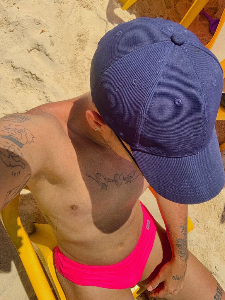 Arianator emocionado tweet media