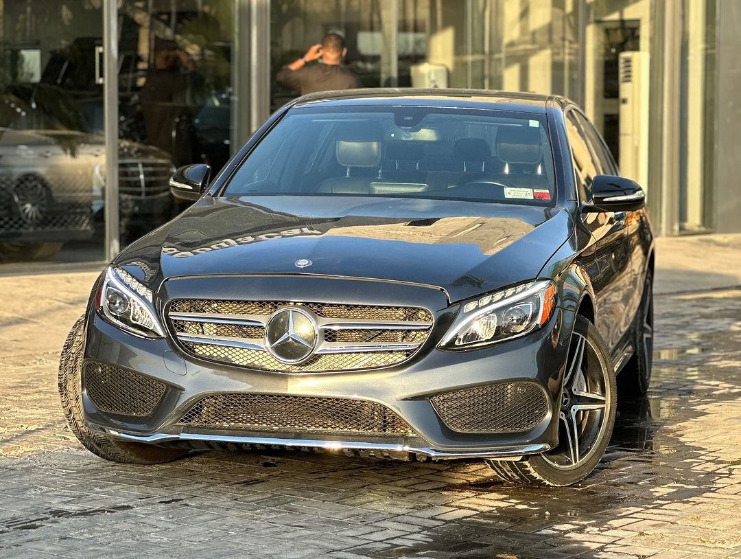 Abj_Auto_cars's tweet photo. FOR SALE 💼‼️
Super clean foreign used Mercedes Benz C300 fullest option 2015 model with original custom duty for just ₦28,000,000.
📍Abuja https://t.co/4vio5BK3hX