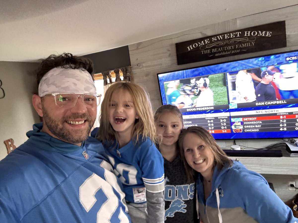 soberdaddy2's tweet photo. Let’s go 🦁
@Lions
#OnePride
#TeamBeaudry https://t.co/E5ADwxzy1Y