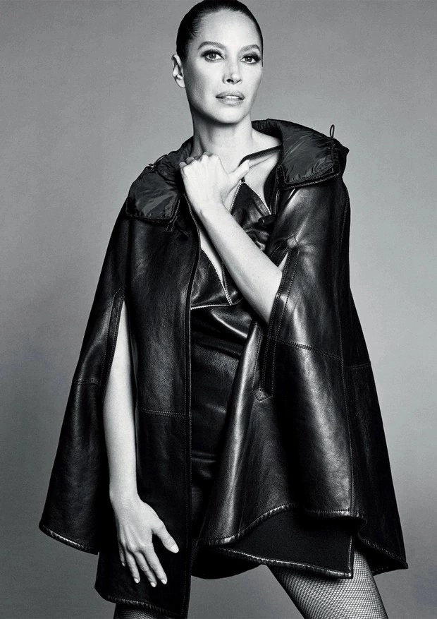 worlds_moda's tweet image. #editorialsWM (2/2)

#VOGUEBRASIL,
October 2019.
By #LuigiandIango

#ChristyTurlington
