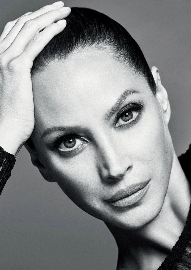 worlds_moda's tweet image. #editorialsWM (2/2)

#VOGUEBRASIL,
October 2019.
By #LuigiandIango

#ChristyTurlington