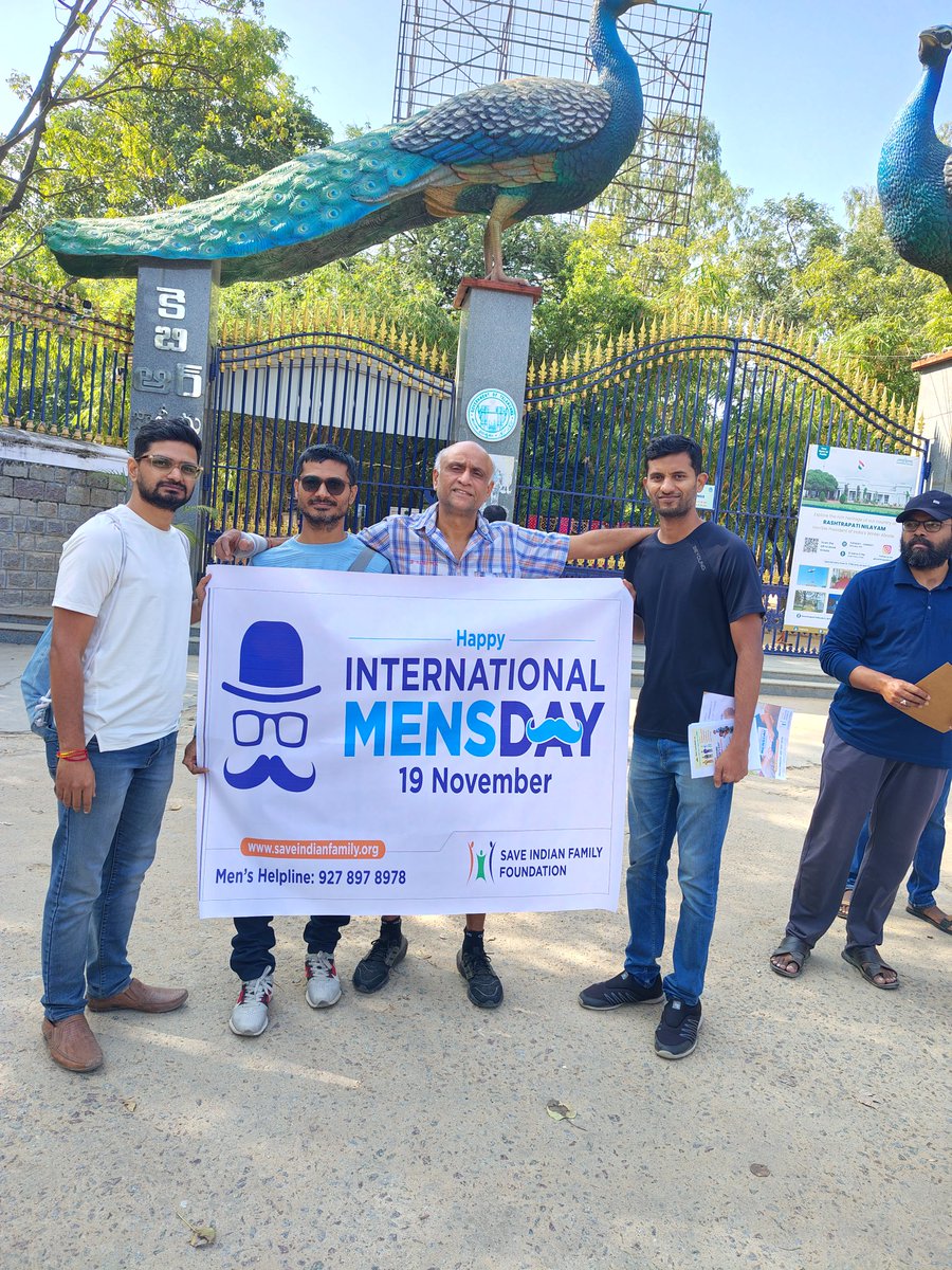 FightForRigh715's tweet photo. #realsiff 
#MenToo 
#Meninsts 
#Hyderabad
People of hyderabad both men and women were so encouraging. Thank you 🙏 https://t.co/FG4OoZm1OC