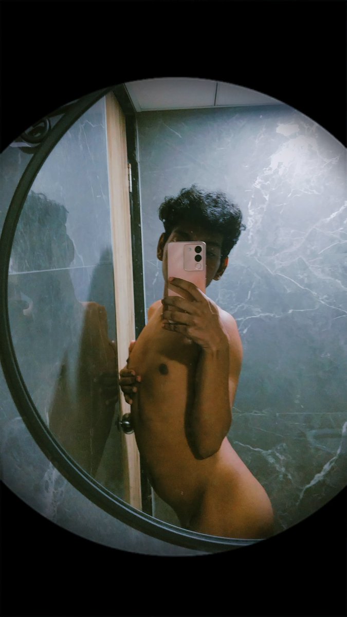 mayankbottom's tweet photo. Naked is beautiful https://t.co/noCbh0S5lL
