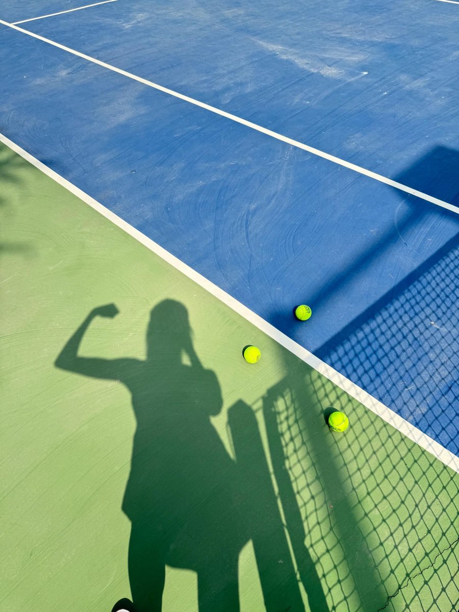 If I don't play for a few days, my hands and body will itch🎾🤭