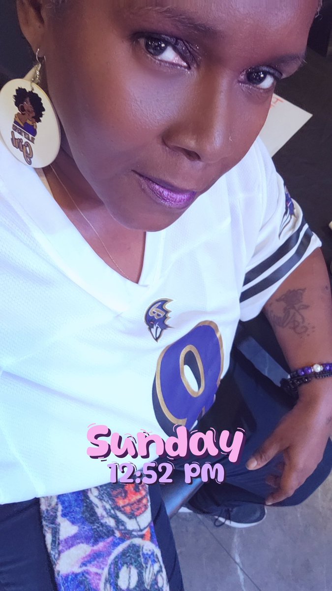 MommaNea's tweet photo. The Assignment 😈 #PurpleTop #BlackBottom #RavensFlock #RavensNation #TheFlock Lets Go Ravens!!!! 💪🏾💯 https://t.co/6JVrKkwthw