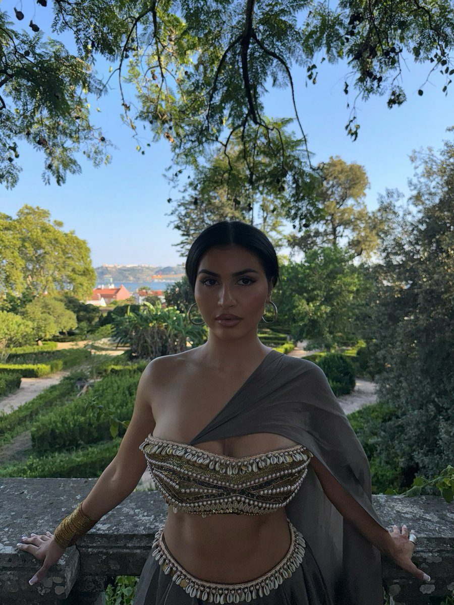 heoffthatleen's tweet image. special