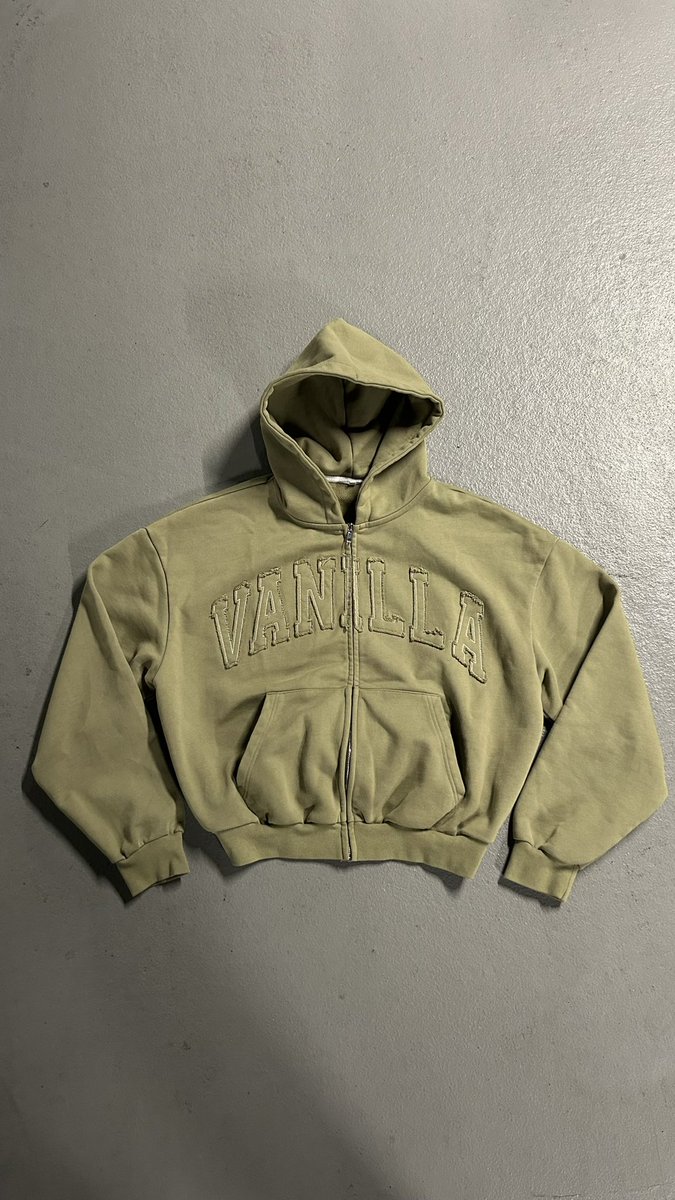 3abzyy's tweet photo. IG - fromvanilla
Collection 1 releasing soon. https://t.co/PH1DQ53DbM