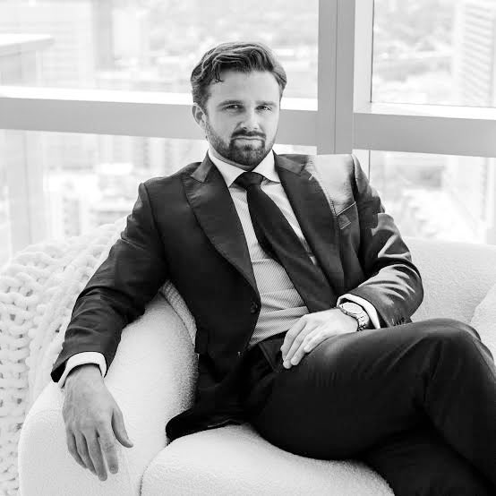 HEARTBREAKING 💔💔💔 Jackson Hinkle found alive in his home at 25 years old