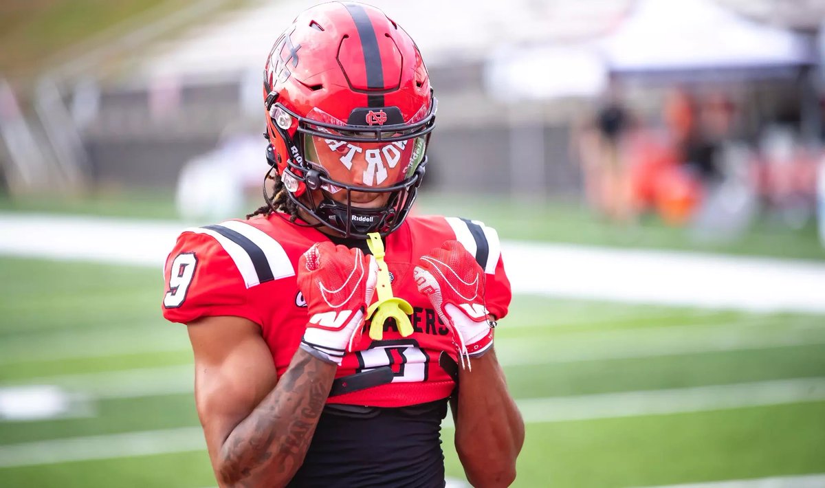 Walker Hicks (@walkerkhicks) on Twitter photo Blessed to receive an offer from North Greenville University. <a href="/CoachTyYoung/">Ty Young</a> @HBCFarrington @my_time96 <a href="/rmchester00/">Rob Manchester</a> <a href="/CoachTurnUp/">Thad N. Turner</a> <a href="/JUCOFFrenzy/">JUCO Football Frenzy</a> <a href="/JuCoFootballACE/">JuCo Football Forer</a> <a href="/GMC_Football/">GMC Football</a> <a href="/NGUFootball1/">North Greenville Football</a> Blessed to receive an offer from North Greenville University. <a href="/CoachTyYoung/">Ty Young</a> @HBCFarrington @my_time96 <a href="/rmchester00/">Rob Manchester</a> <a href="/CoachTurnUp/">Thad N. Turner</a> <a href="/JUCOFFrenzy/">JUCO Football Frenzy</a> <a href="/JuCoFootballACE/">JuCo Football Forer</a> <a href="/GMC_Football/">GMC Football</a> <a href="/NGUFootball1/">North Greenville Football</a>