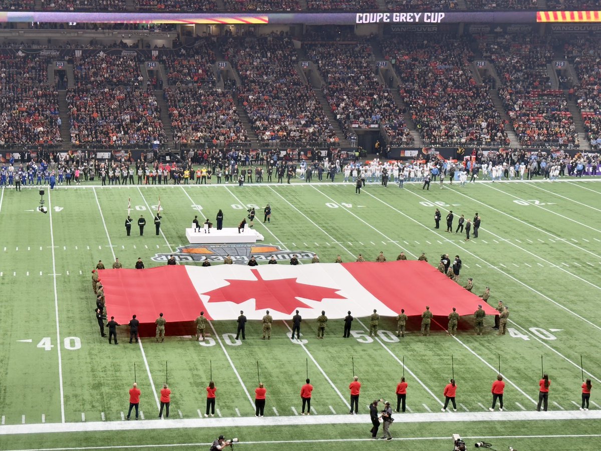 DrakeDyckPhoto's tweet photo. How did they allow this flag to be used? #GreyCup2024 #offcenter #CFL https://t.co/C3x0PSwOnx