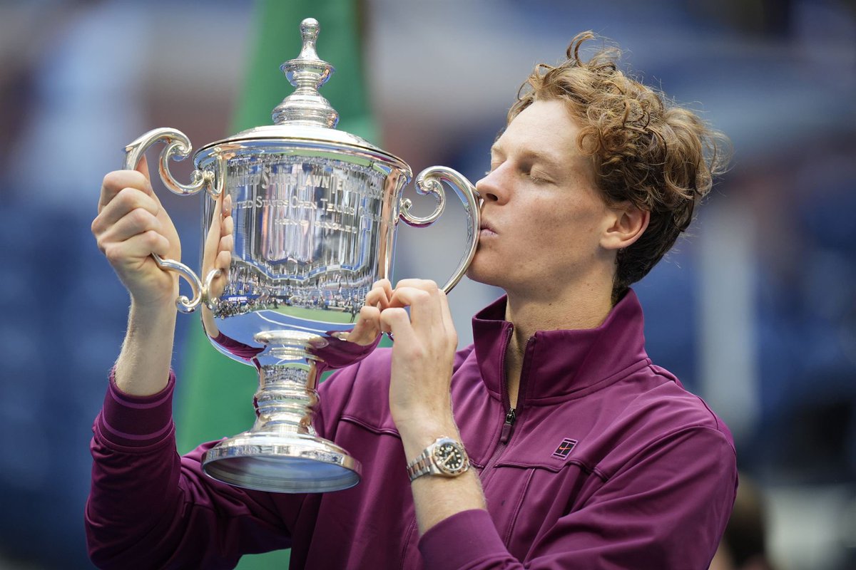 Univers Tennis ๐พ (@universtennis) on Twitter photo ๐ฅ Jannik Sinner 2024 ๐ฅ
๐ 8 titres
๐ฆ๐บ Open dโAustralie
๐ณ๐ฑ ATP 500 Rotterdam
๐บ๐ธ Masters 1000 Miami
๐ฉ๐ช ATP 500 Halle
๐บ๐ธ Masters 1000 Cincinnati
๐บ๐ธ US Open
๐จ๐ณ Masters 1000 Shanghai
๐ฎ๐น ATP Finals
๐ 70-6 (92 %)
๐ Nยฐ1 mondial avec 11.830 points
HISTORIQUE. ๐คฏ๐ฎ๐น ๐ฅ Jannik Sinner 2024 ๐ฅ
๐ 8 titres
๐ฆ๐บ Open dโAustralie
๐ณ๐ฑ ATP 500 Rotterdam
๐บ๐ธ Masters 1000 Miami
๐ฉ๐ช ATP 500 Halle
๐บ๐ธ Masters 1000 Cincinnati
๐บ๐ธ US Open
๐จ๐ณ Masters 1000 Shanghai
๐ฎ๐น ATP Finals
๐ 70-6 (92 %)
๐ Nยฐ1 mondial avec 11.830 points
HISTORIQUE. ๐คฏ๐ฎ๐น