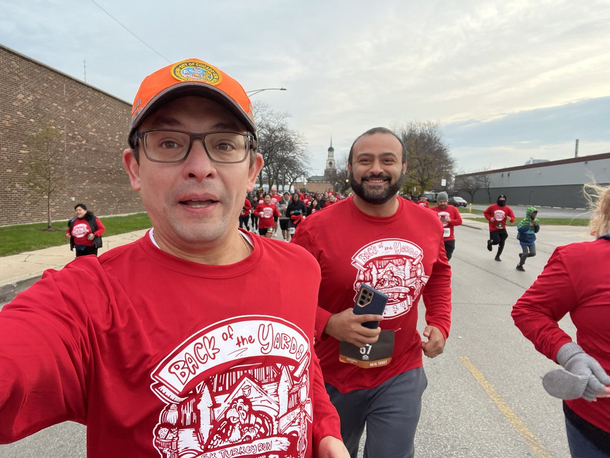 Great job <a href="/BYNCorg/">BYNC Chicago</a> <a href="/ChicagoCAPS09/">009th District- Deering</a> <a href="/ald_nicolelee/">Ald. Nicole Lee</a> and all vendors and sponsors that made today’s #BackoftheYards 5K Turkeyrun a success!

Run time - 32:38