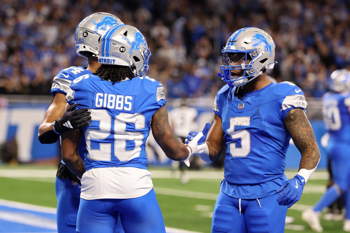 Absolutely INCREDIBLE

Jahmyr Gibbs, David Montgomery and Amon-Ra St. Brown all scored TD in the same game for the <a href="/Lions/">Detroit Lions</a> for the 8th time.

That is the MOST instances of a trio of teammates doing so in NFL HISTORY.