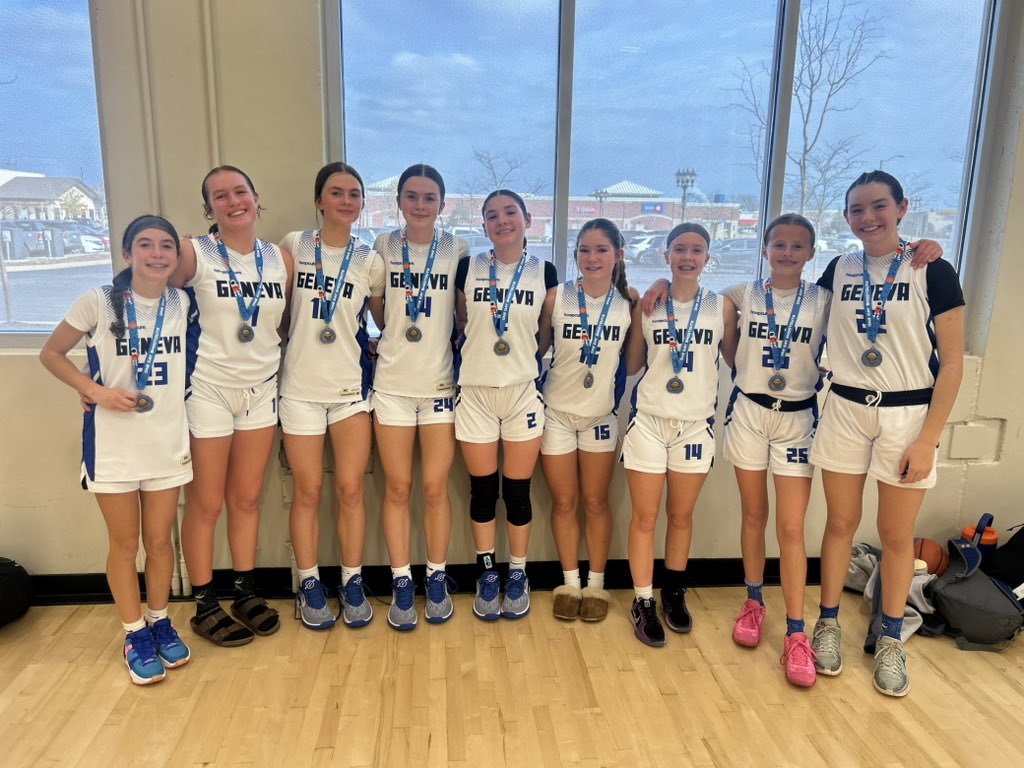 🏆Congrats to Geneva Vikings, 8th Girls Red. Champion at today's Blue Chip Shootout. 🔵

🦃 NEXT: Turkey Shootout on Nov 23-24 in Aurora, Romeoville &amp; Northbrook. Play new teams!
onedayshootouts.com
