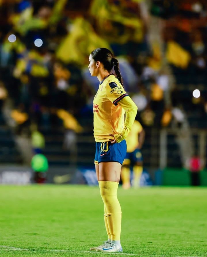 tudimebeto's tweet photo. Dale like y RT si crees que el América Femenil avanzará a la final esta noche💛 https://t.co/eP2MYiCFbS