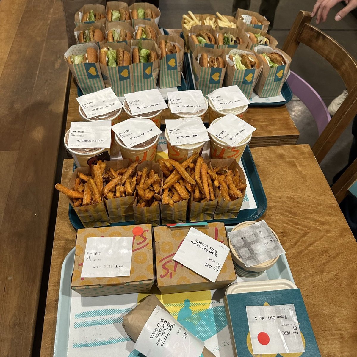 We had a volunteer appreciation day where we played mini golf and had dinner at Amy’s Drive Thru. We are so glad we’ve built this community and can’t wait to see what we can accomplish next!

#YesOnJ #StopFactoryFarming #ProtectAnimals #SonomaCounty