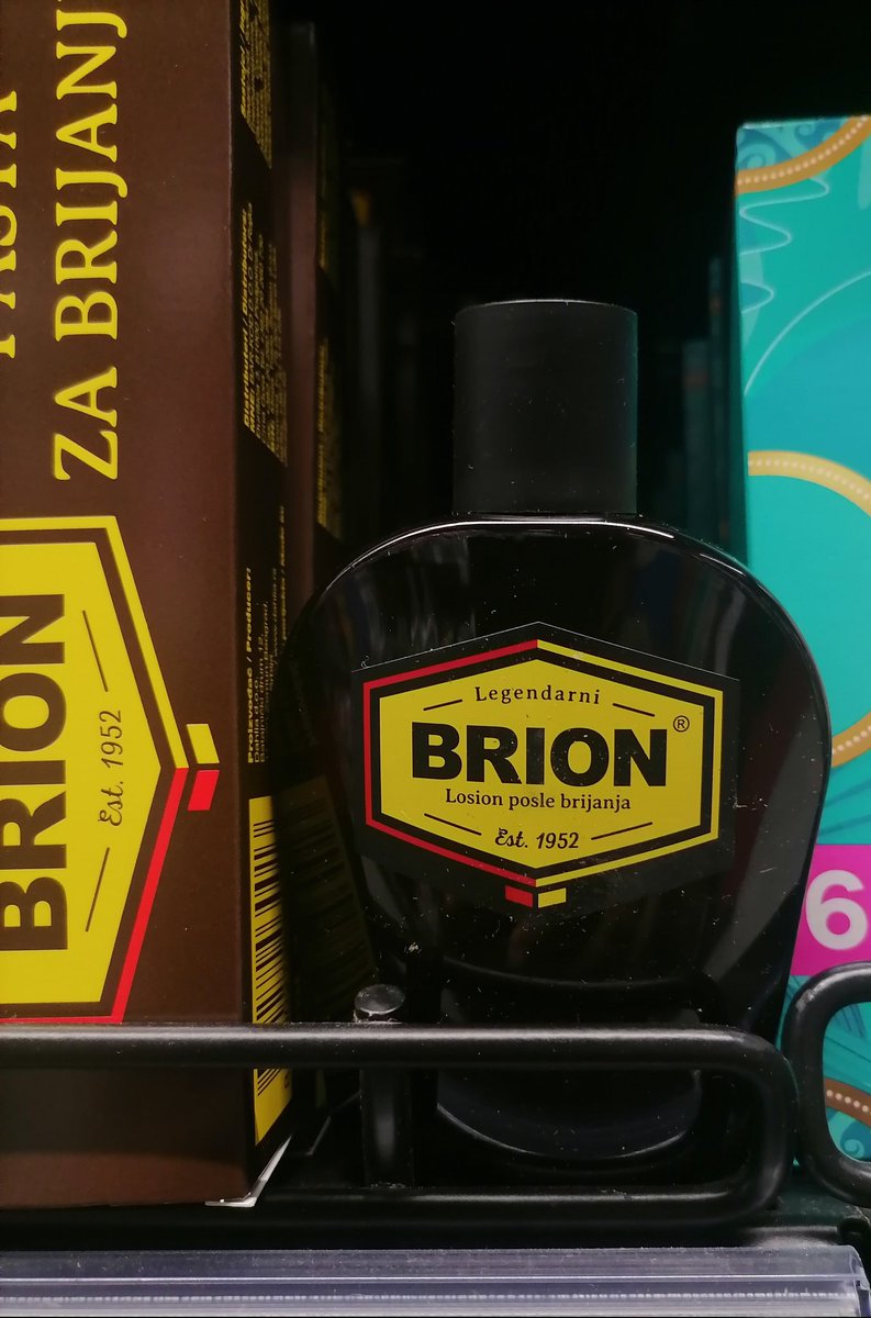 Понапред се знаеше во Југославија, до 28 години не смееше фудбалер да игра во странство