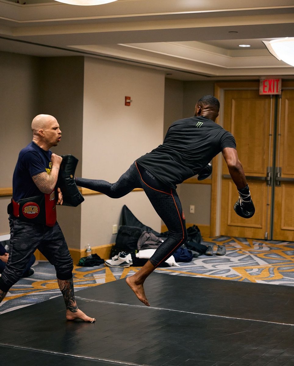 Jonny Meat (@jonnybones) on Twitter photo 