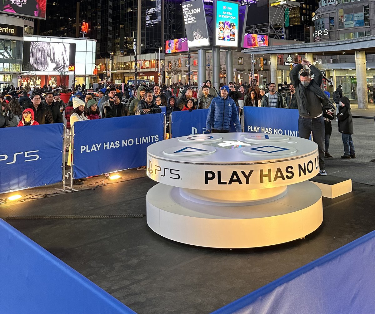 PlayStation Canada tweet media