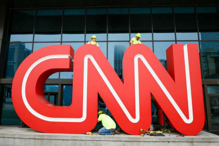 LeadingReport's tweet photo. BREAKING: On November 11th, CNN recorded its lowest 25-54 demo ratings for a Tuesday in nearly 25 years, with only 61,000 viewers. https://t.co/tXYvrcuV8V