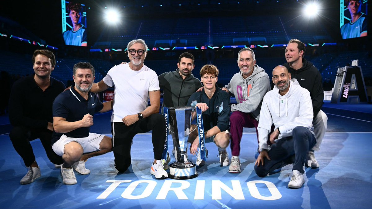 Vagnozzi 🎙

"Questa è una delle vittorie più belle. Siamo in Italia, Jannik non è riuscito a giocare a Roma e questo successo è ancora più speciale. Lo metto allo stesso posto dei due Slam.

Io e Cahill siamo molto tranquilli durante il match, Jannik non è il tipo di giocatore