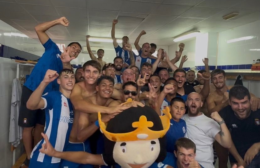 ayoub02803289's tweet photo. Esto es muy largo y lo vamos a conseguir, porque todos queremos lo mismo y es poner el escudo del @lorcadeportiva donde merece, Y ahora más que nunca todos juntos , afición y equipo💙 https://t.co/jg6wuZweEO