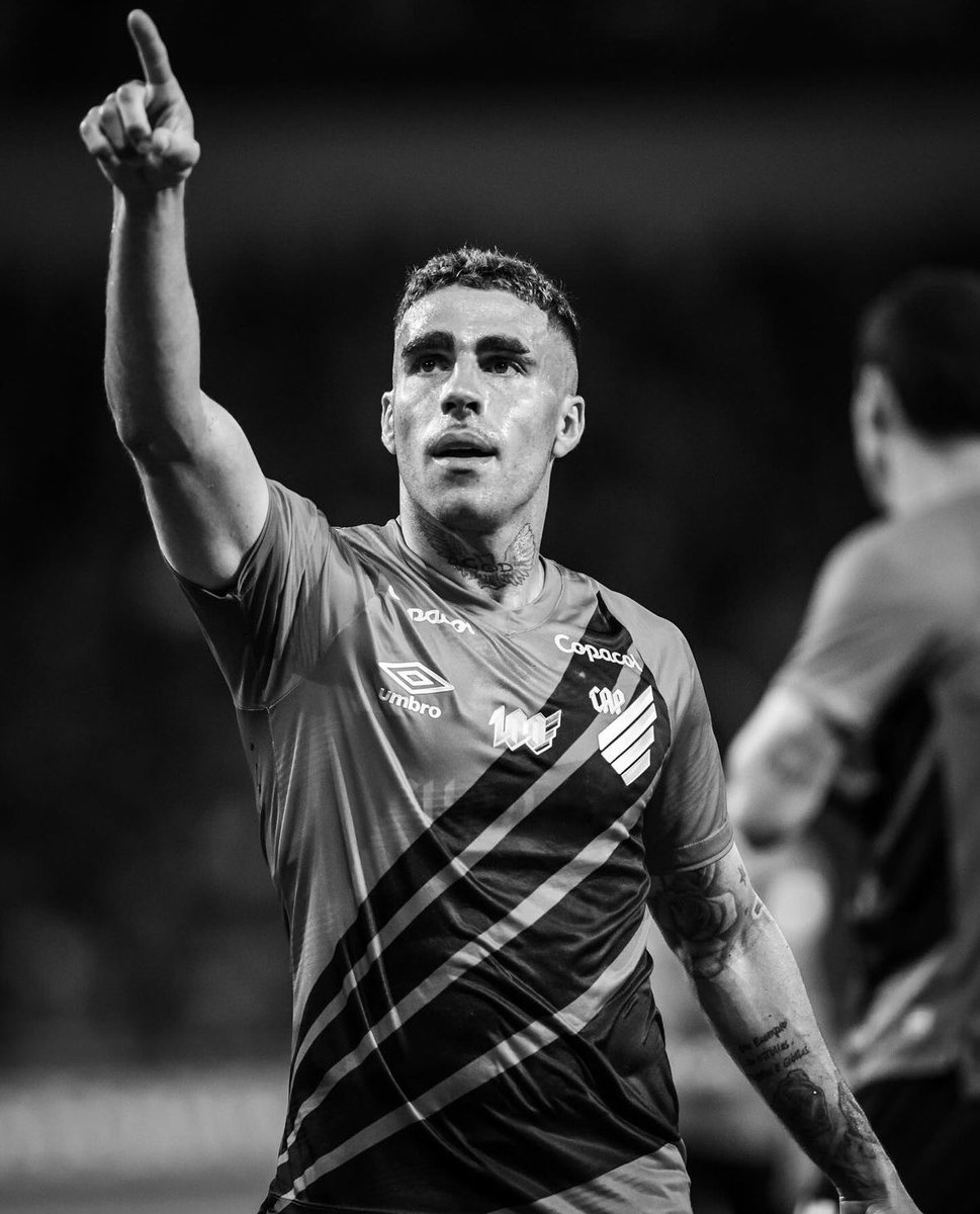 Jogo grande! Quarta tem mais 🌪️🌪️

Desistir nunca foi uma opção