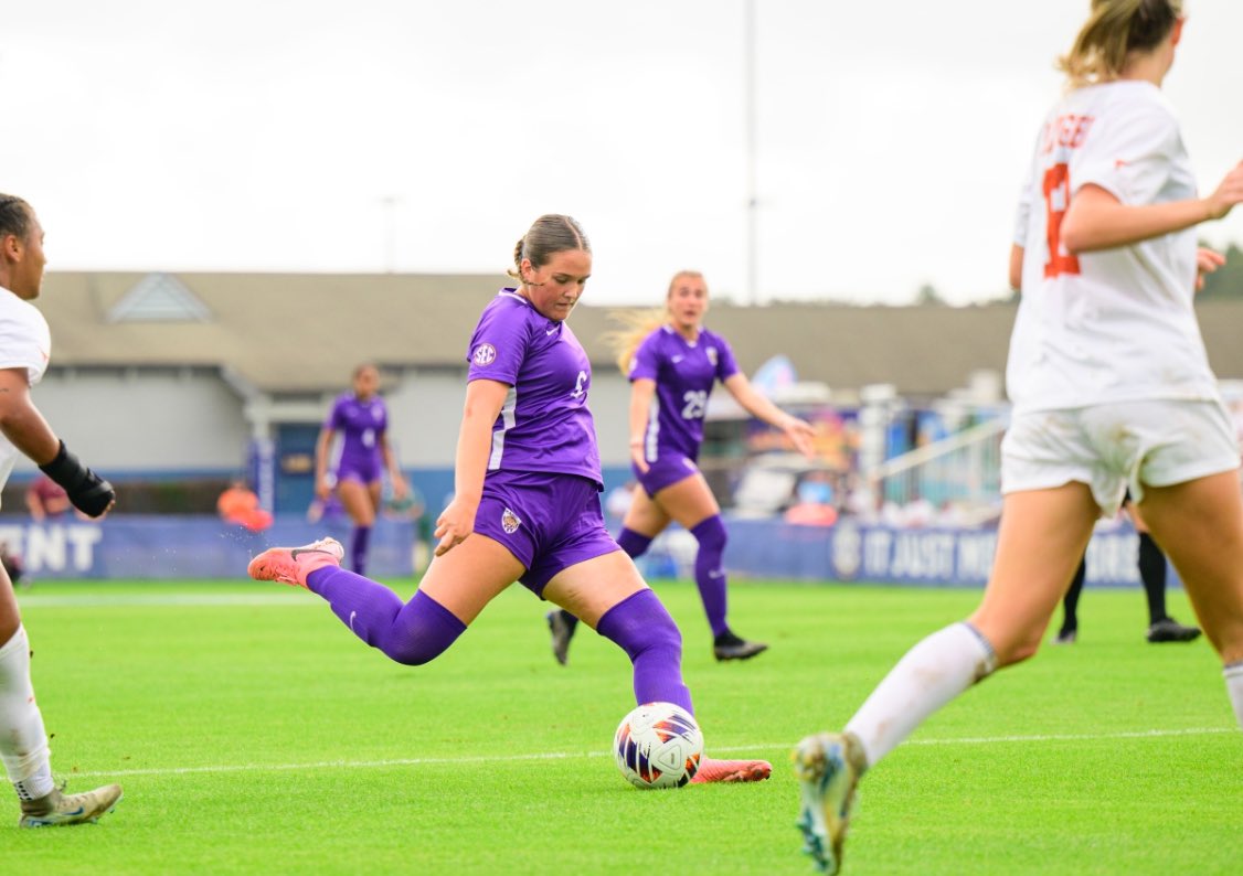 Riley MacDonald (@rileymac6_) on Twitter photo I am excited to announce I will be entering the #TransferPortal with 3 years of eligibility left! I am grateful for my time at LSU and so excited to see what this next chapter holds for me.
#WomenD1Soccer
#TransferPortal
<a href="/ImCollegeSoccer/">College Soccer Truth ™</a>
<a href="/TopDrawerSoccer/">TopDrawerSoccer</a>
<a href="/NCAA/">NCAA</a> I am excited to announce I will be entering the #TransferPortal with 3 years of eligibility left! I am grateful for my time at LSU and so excited to see what this next chapter holds for me.
#WomenD1Soccer
#TransferPortal
<a href="/ImCollegeSoccer/">College Soccer Truth ™</a>
<a href="/TopDrawerSoccer/">TopDrawerSoccer</a>
<a href="/NCAA/">NCAA</a>