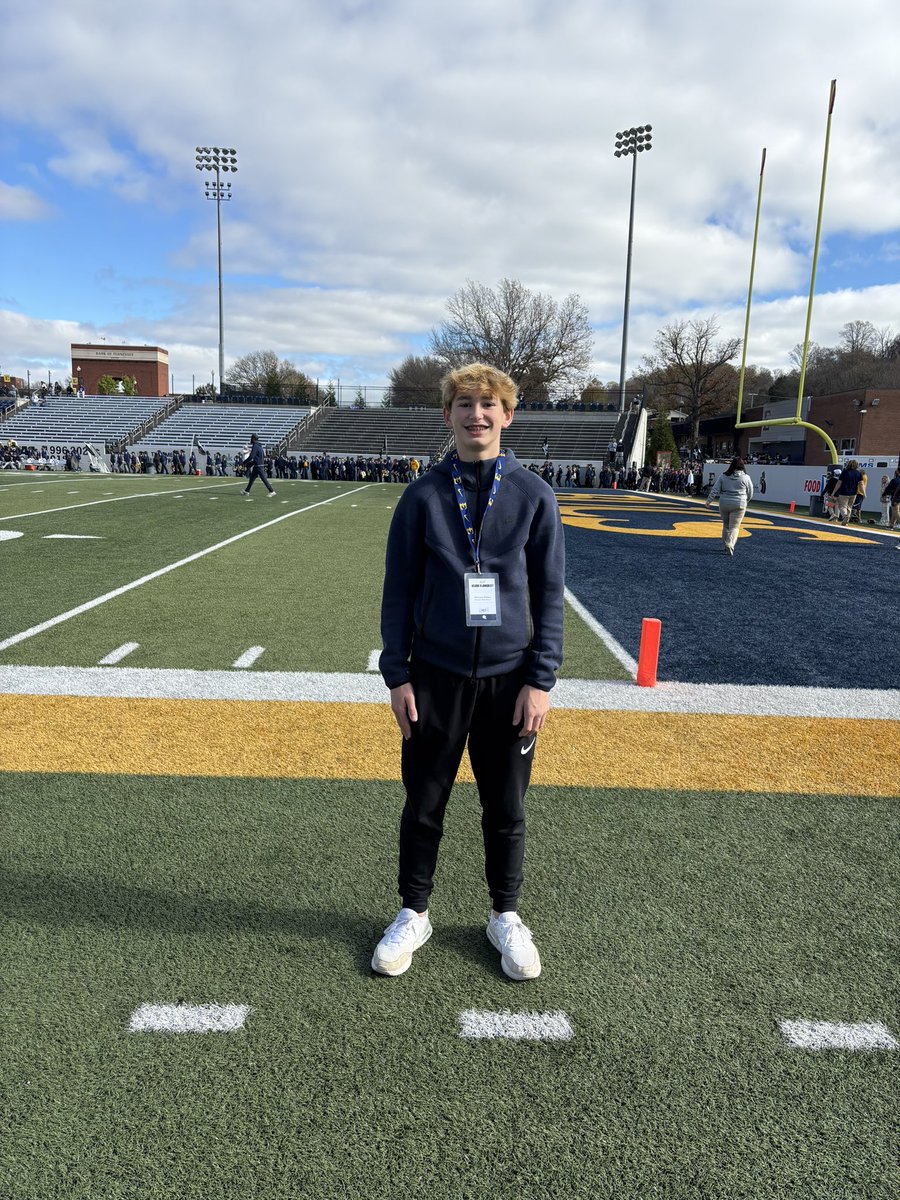 Harrisonqb_2030's tweet image. Thank you @rmccray0017 @CoachTreLamb9 I had a great visit. @QB1_Knox @Coach_Mahoney54 @athletics_wave @KCIrishFootball @McCallieSports @MHSRebelsFB @KevinLane99 @Coach_Shad_ @PennySmith_ @NCEC_Recruiting @sompayracJ_10 @BuckFitz @MikeTucker52