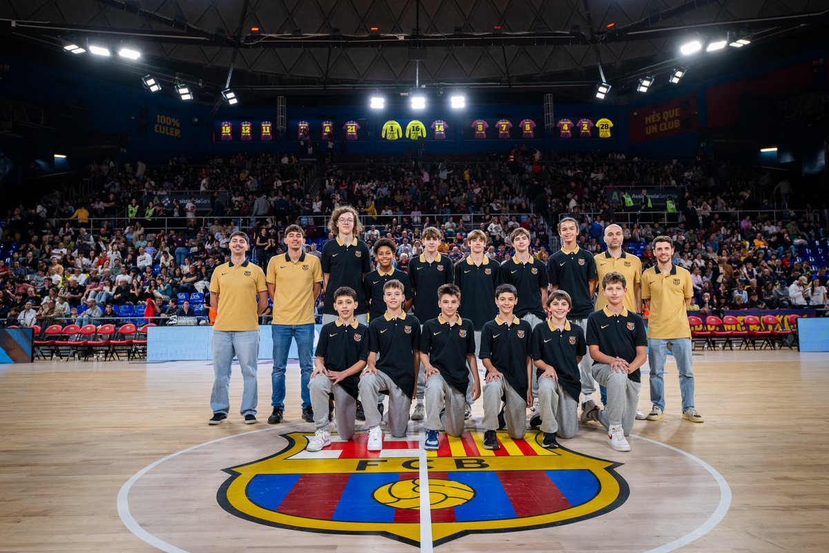 FCBbasket's tweet photo. 💙❤💙❤💙❤💙❤💙❤ https://t.co/7Q0WSK4lOr