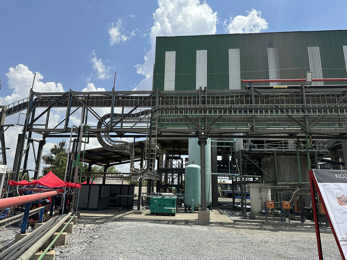 MudimbiThierry's tweet image. #RDC : La mine historique de #Kico à Kipushi, fermée depuis 1994, rouvre ce 17 nov 2024 grâce à un partenariat entre la Gécamines et Ivanhoe Mines @IvanhoeMines_ Inaugurée par le président @fatshi13 ,cette relance marque un tournant pour l’exploitation du zinc. « C’est l’heure de