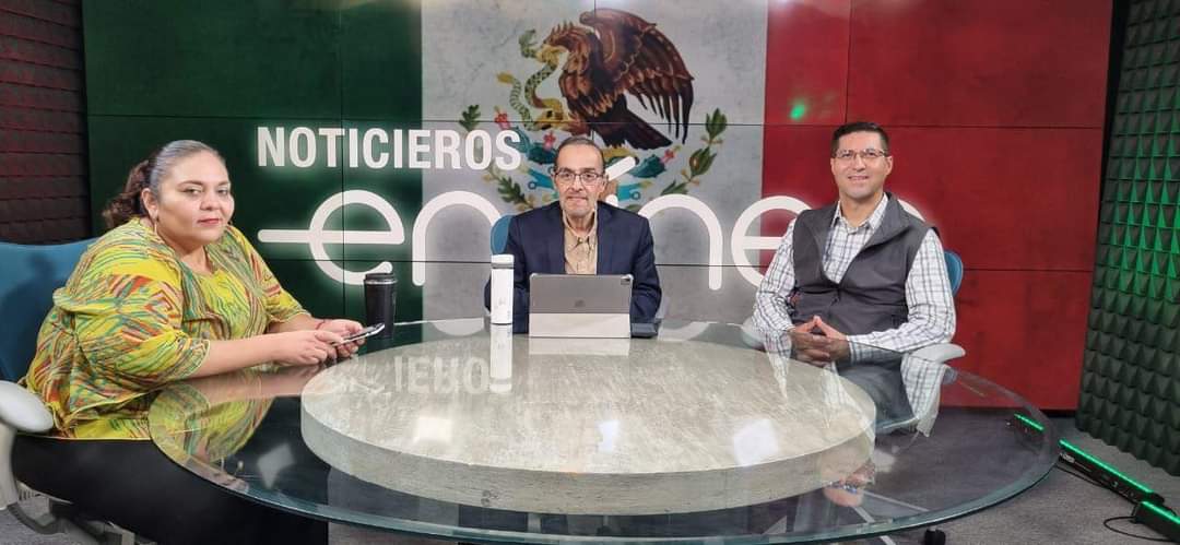 Con profundo pesar, hoy nos despedimos de Toño Rocha. Le agradezco enormemente los espacios brindados y las grandes conversaciones. Reconozco su enorme labor en el periodismo. Extiendo mi más sincero pésame a su esposa Rosalía, a su hijo Alejandro y a toda su familia.