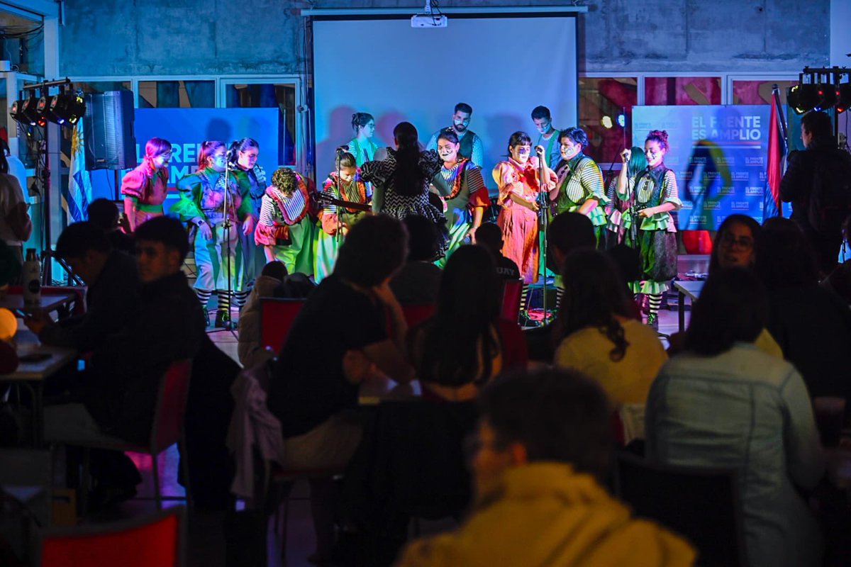 Frente Amplio tweet media