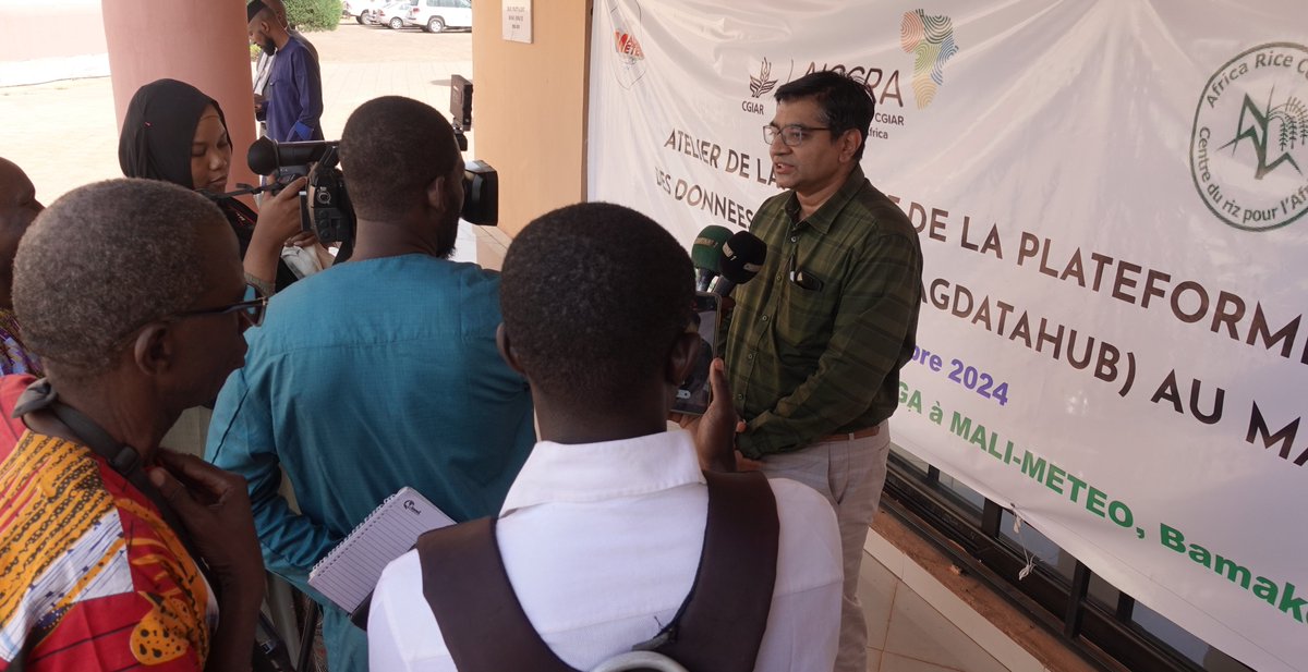 Our work with <a href="/CGIARAfrica/">AICCRA</a> enable national met agencies like <a href="/MaliMeteo/">MALI-METEO</a> link to the actors that deliver context specific, actionable climate information to farmers and pastoralists. The agdatahub launch is a step to institutionalising the platforms that support last mile delivery
